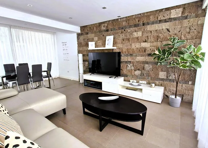 别墅 Luxury Bkm In Playa Del Duque