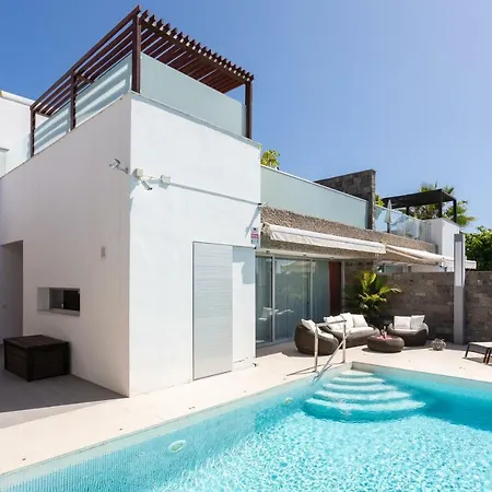 Villa Luxury Bkm In Playa Del Duque *