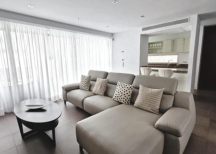 Luxury Bkm In Playa Del Duque Villa *