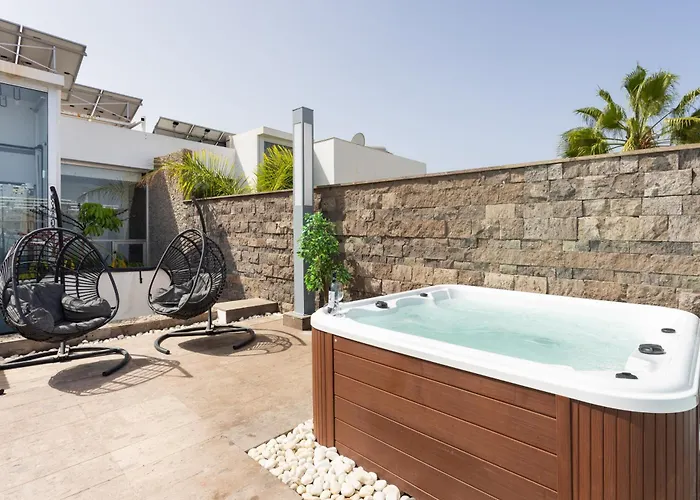 Willa Luxury Bkm In Playa Del Duque *