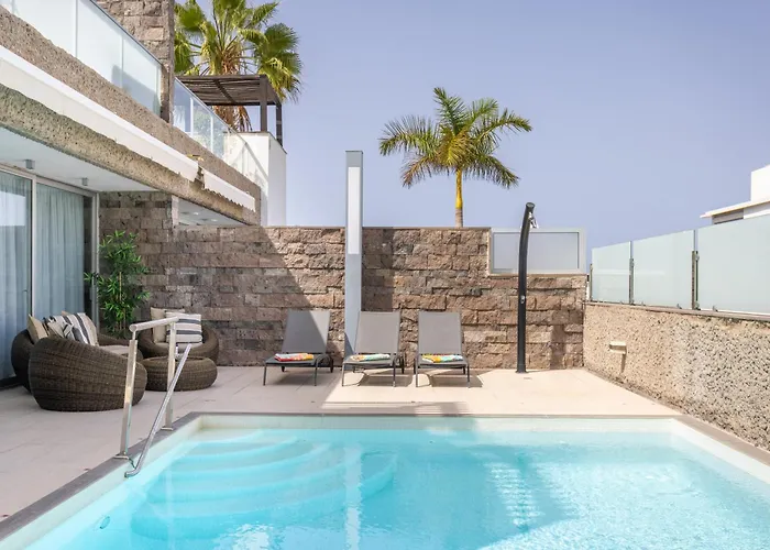 Luxury Bkm In Playa Del Duque