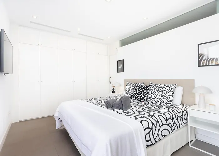 Willa Luxury Bkm In Playa Del Duque