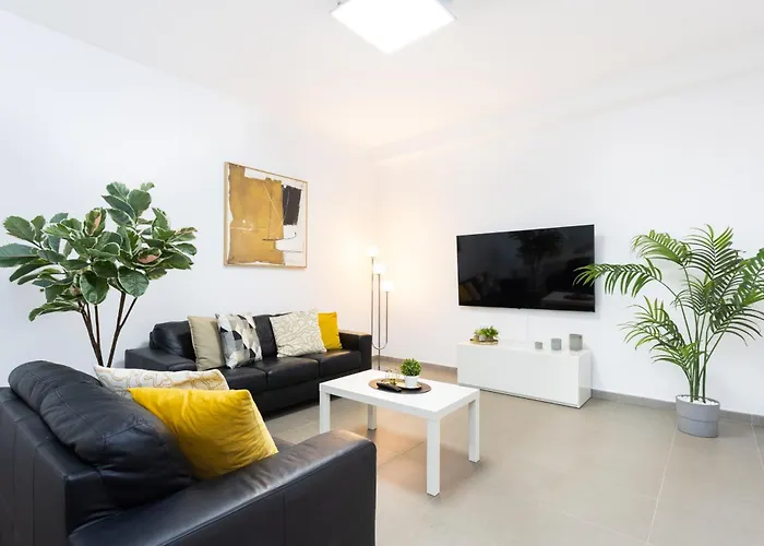 Luxury Bkm In Playa Del Duque *