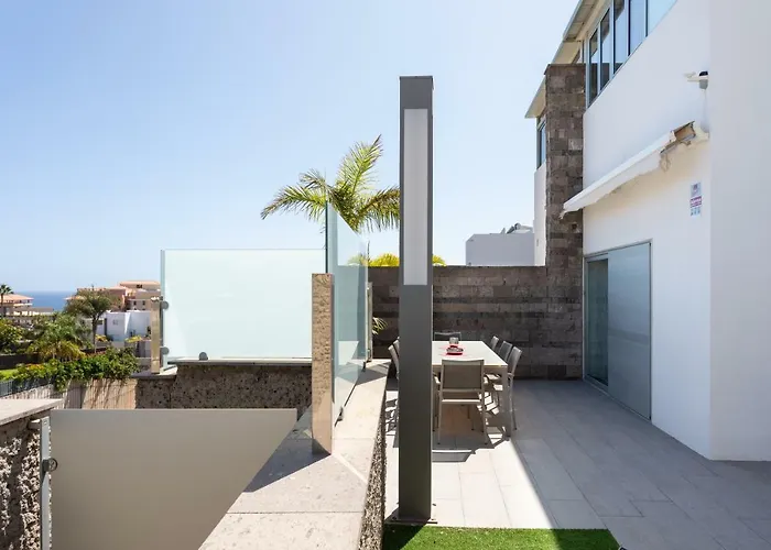 别墅 Luxury Bkm In Playa Del Duque 阿德耶